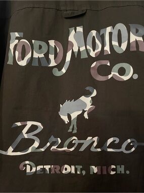 Ford Bronco Brown Jacket with Multitone Camouflage Lettering XL NWT